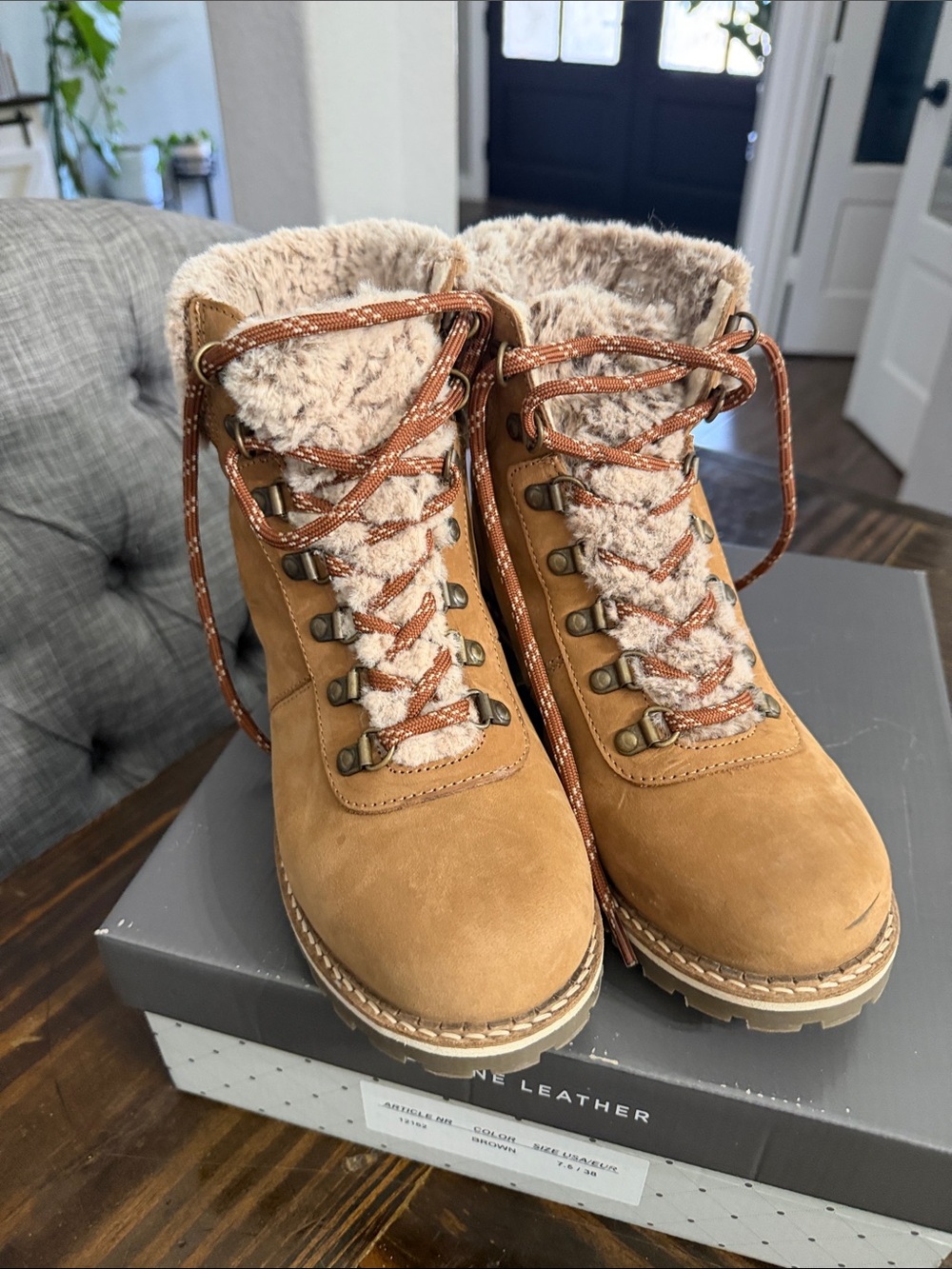 Women’s Tan Faux-Fur Lined Hiking Boots